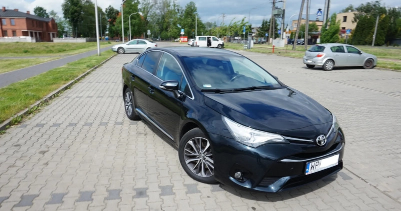 Toyota Avensis cena 65500 przebieg: 120000, rok produkcji 2015 z Płock małe 232
